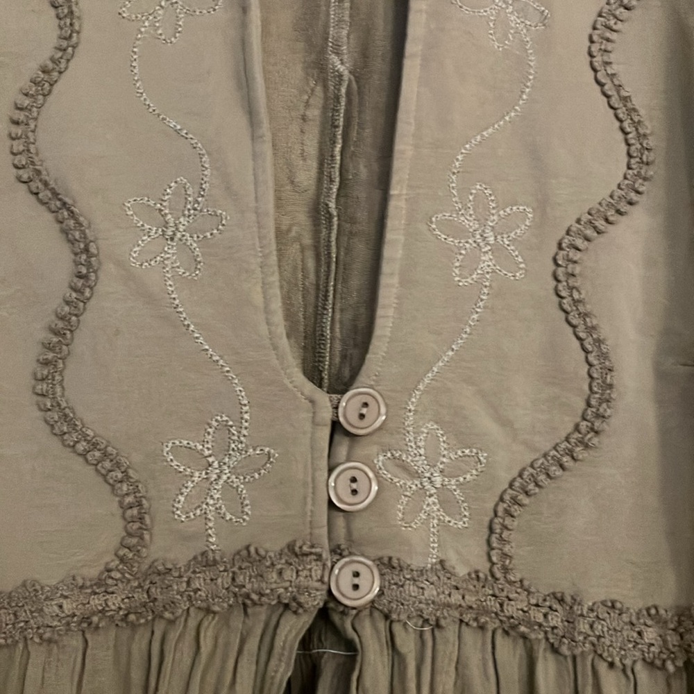 Soft Surroundings Small Taupe Topper Button Front… - image 2